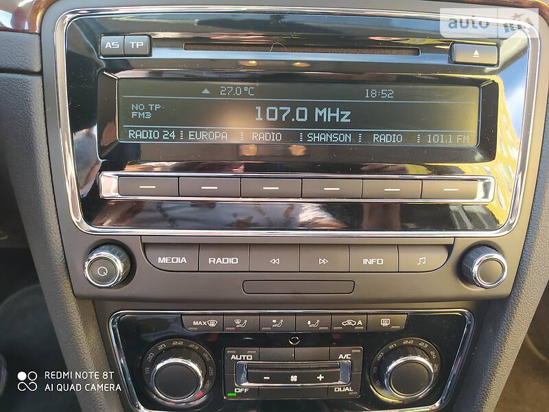 Седан Skoda Superb 2014 в Києві