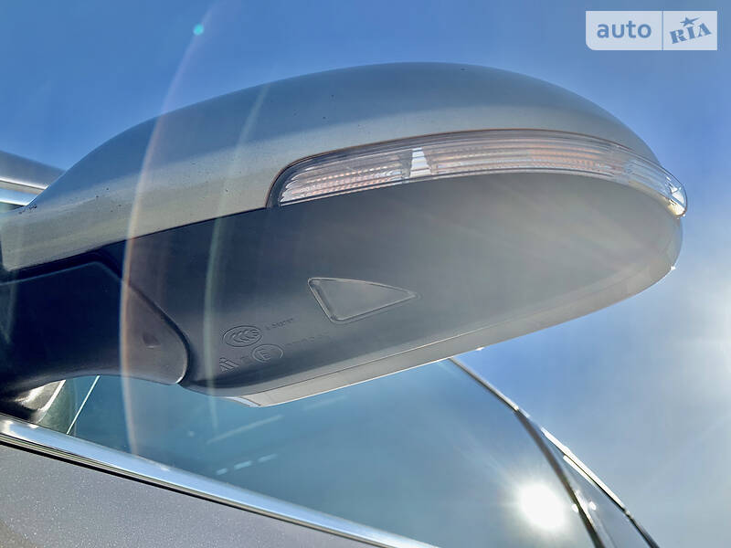 Седан Skoda Superb 2015 в Днепре