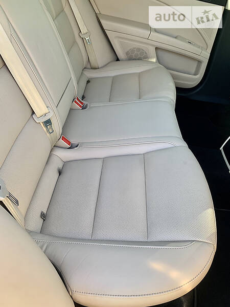 Седан Skoda Superb 2015 в Днепре