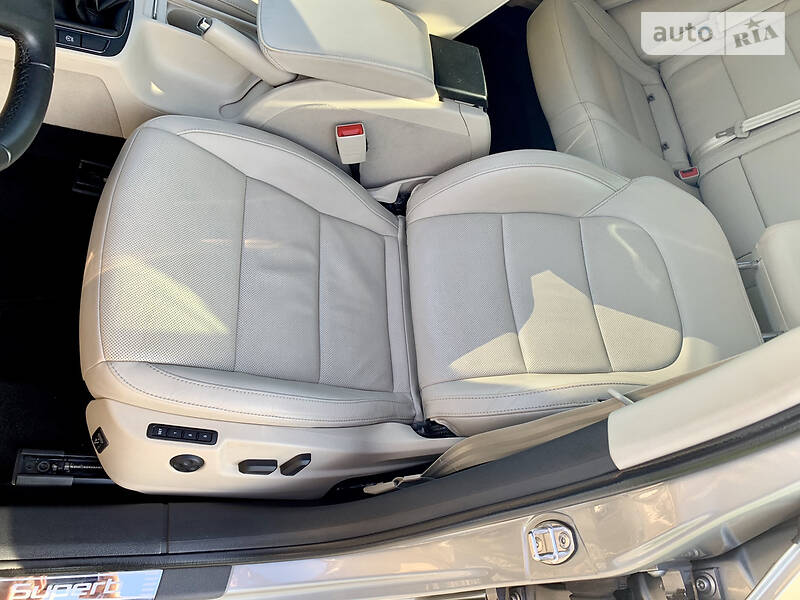 Седан Skoda Superb 2015 в Днепре