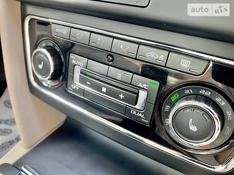 Седан Skoda Superb 2015 в Днепре