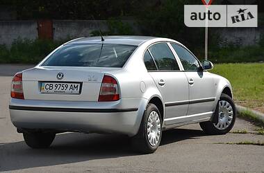 Седан Skoda Superb 2008 в Днепре