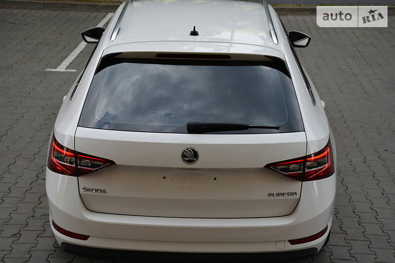Універсал Skoda Superb 2017 в Луцьку