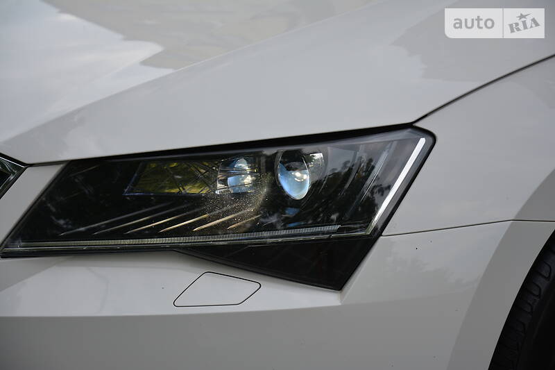 Універсал Skoda Superb 2017 в Луцьку