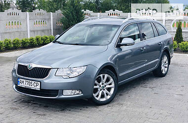 Универсал Skoda Superb 2011 в Олевске