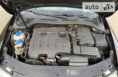 Універсал Skoda Superb 2012 в 
