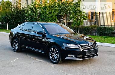 Лифтбек Skoda Superb 2018 в Киеве