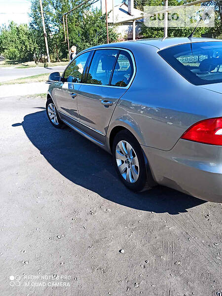 Лифтбек Skoda Superb 2009 в Днепре