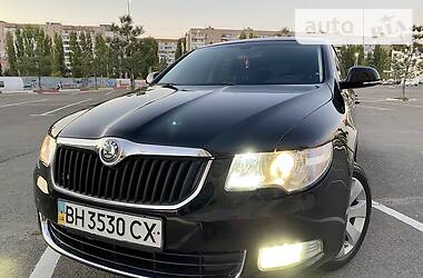 Седан Skoda Superb 2009 в Николаеве