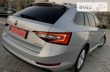 Универсал Skoda Superb 2016 в Трускавце