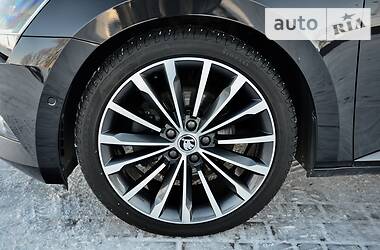 Універсал Skoda Superb 2016 в 