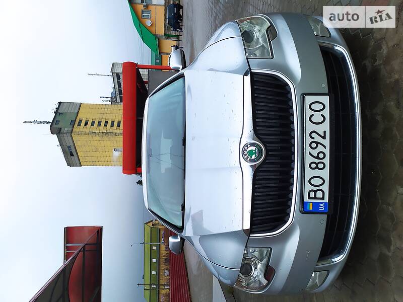 Хэтчбек Skoda Superb 2012 в Кременце