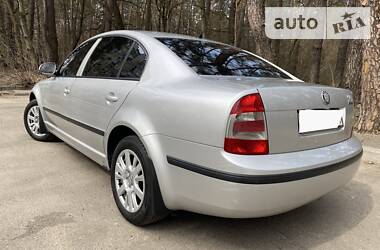 Седан Skoda Superb 2007 в Киеве