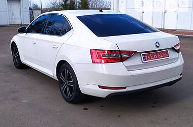 Хетчбек Skoda Superb 2015 в Коломиї