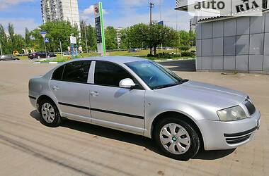 Седан Skoda Superb 2008 в Киеве