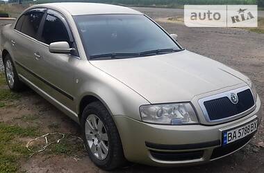 Седан Skoda Superb 2004 в Благовіщенську