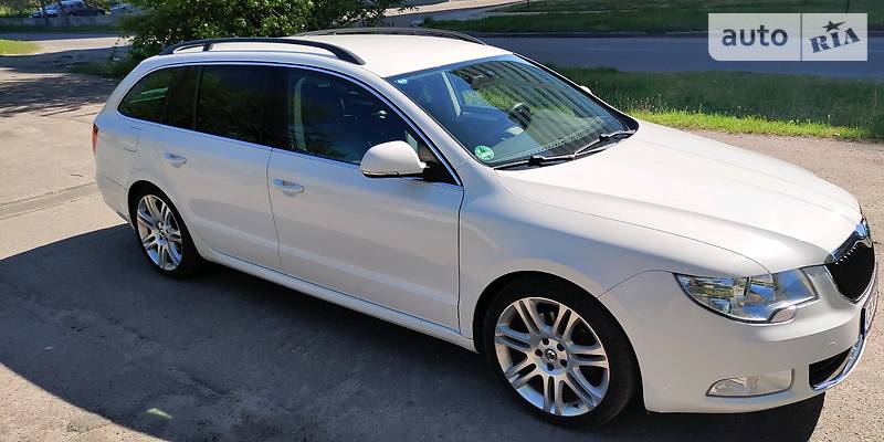 Універсал Skoda Superb 2010 в Черкасах