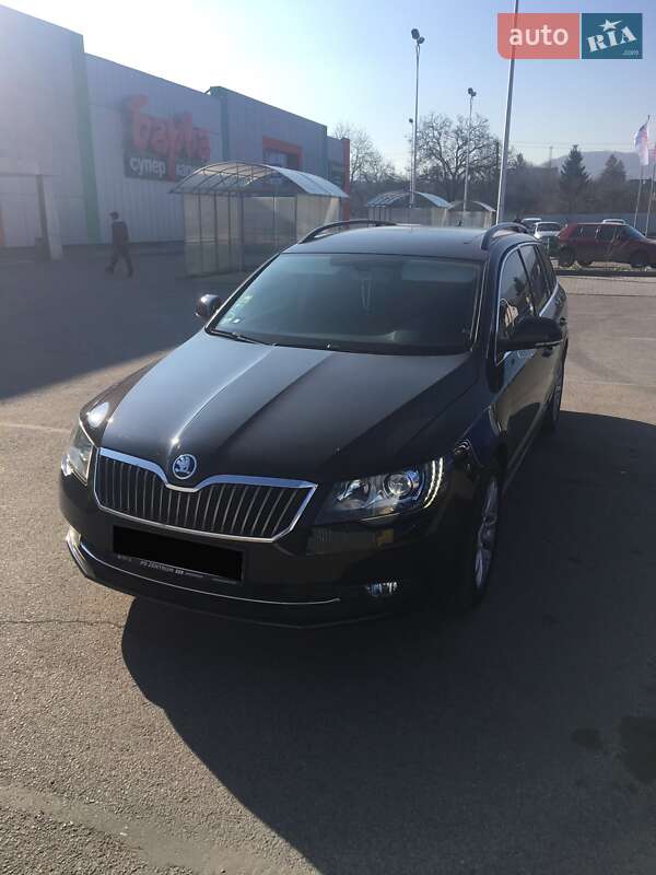 Універсал Skoda Superb 2014 в Сваляві