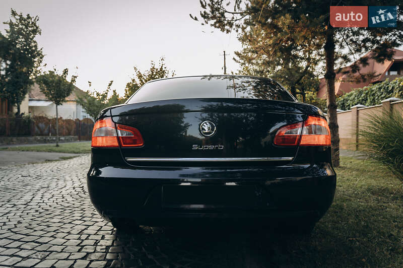 Ліфтбек Skoda Superb 2011 в Мукачевому