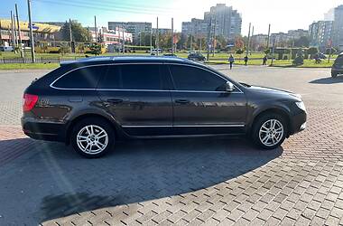 Универсал Skoda Superb 2011 в 