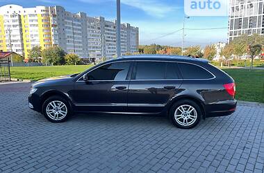 Универсал Skoda Superb 2011 в 