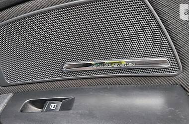 Лифтбек Skoda Superb 2012 в 
