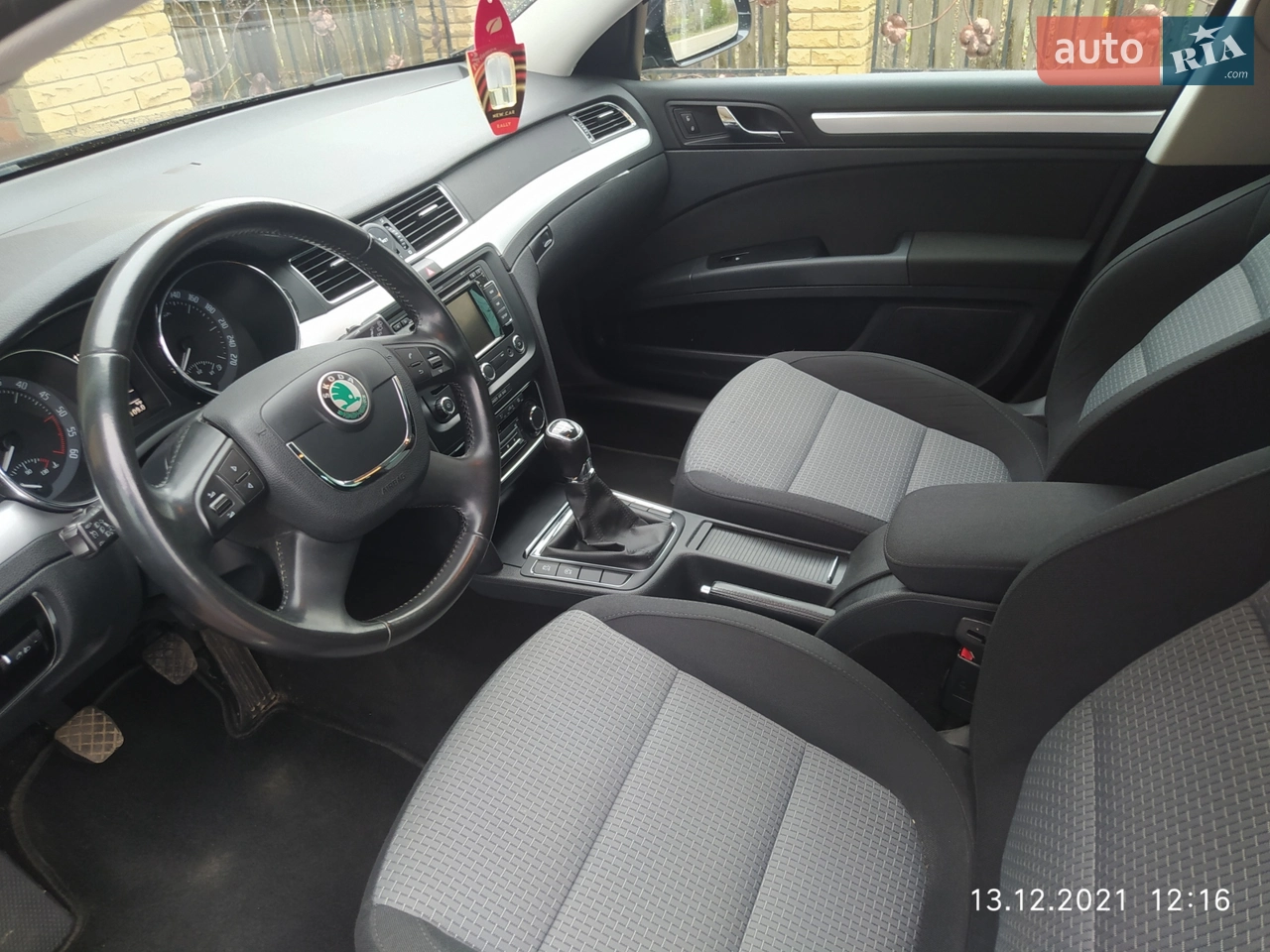 2012 Skoda Superb - мініатюра 8