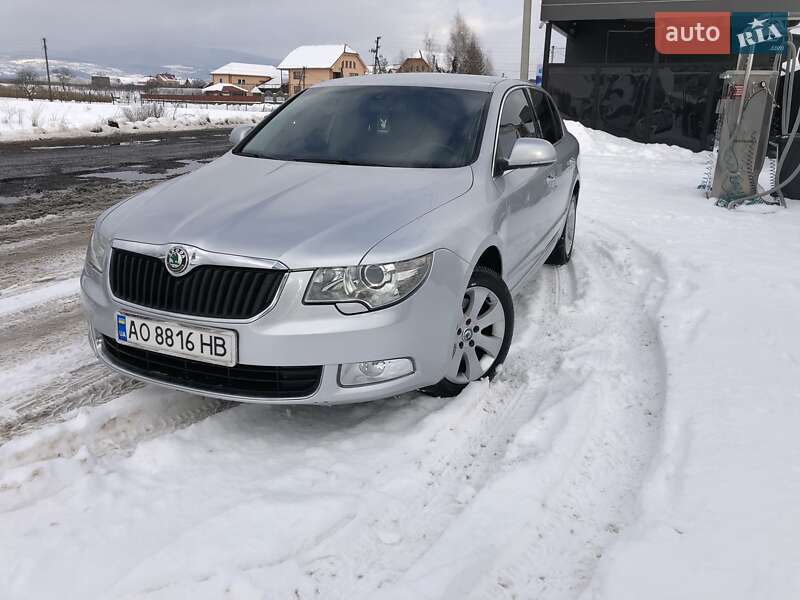 Лифтбек Skoda Superb 2009 в Иршаве фото 5 Лифтбек Skoda Superb 2009 в Иршаве