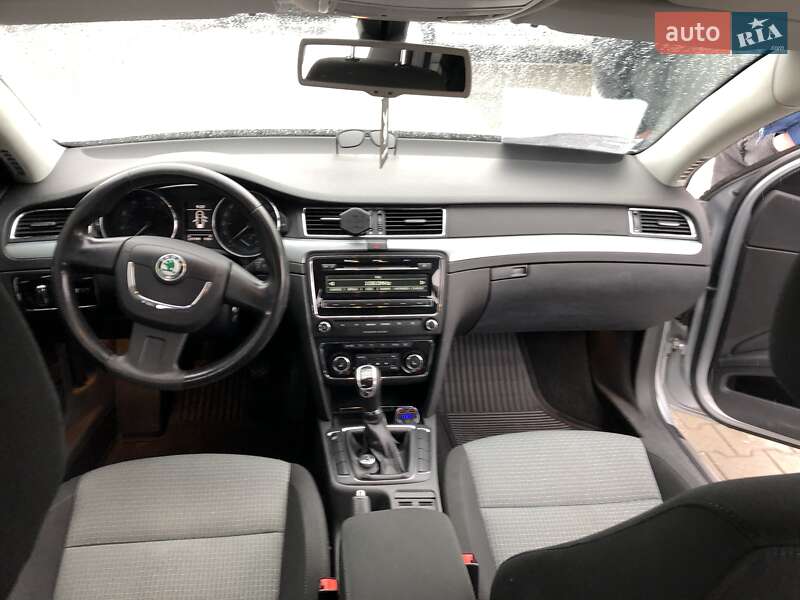 Лифтбек Skoda Superb 2009 в Иршаве фото 14 Лифтбек Skoda Superb 2009 в Иршаве