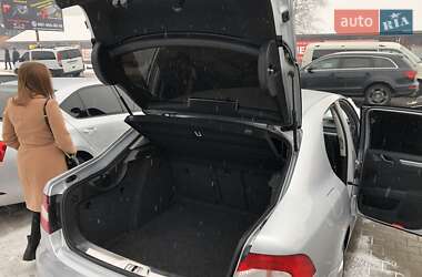 Ліфтбек Skoda Superb 2009 в Іршаві