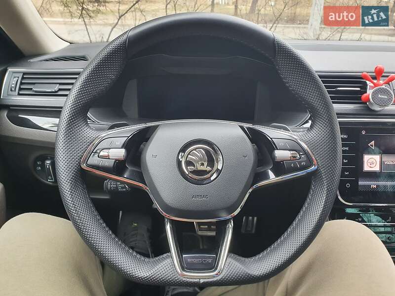 Ліфтбек Skoda Superb 2016 в Луцьку