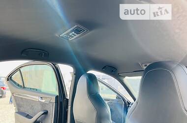 Седан Skoda Superb 2018 в 
