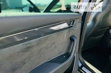 Седан Skoda Superb 2018 в 