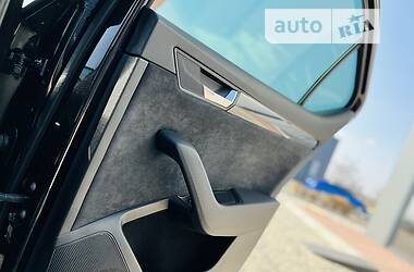 Седан Skoda Superb 2018 в 