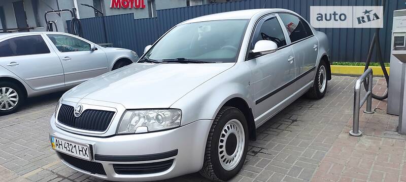 Ліфтбек Skoda Superb 2006 в 