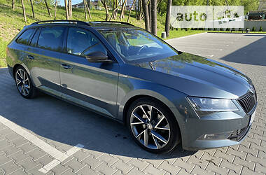 Универсал Skoda Superb 2017 в 