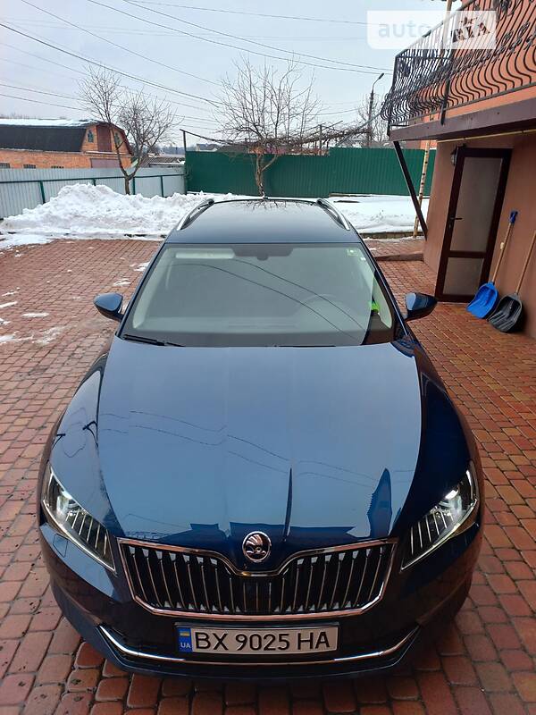 Универсал Skoda Superb 2016 в Хмельницком