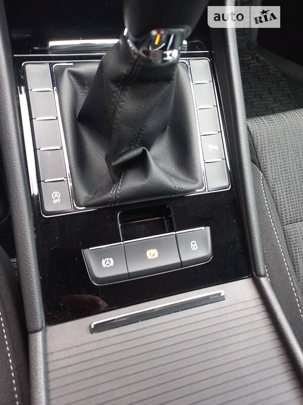 Универсал Skoda Superb 2016 в Хмельницком