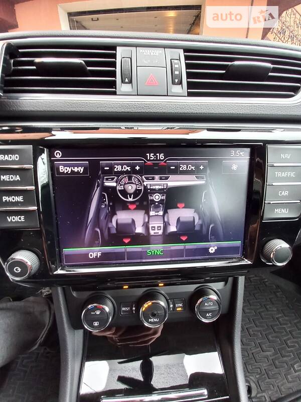 Универсал Skoda Superb 2016 в Хмельницком