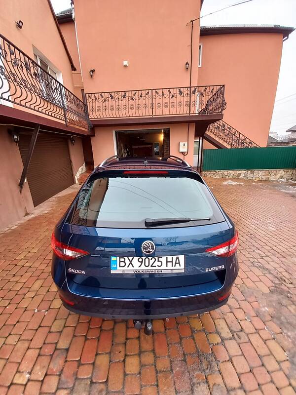 Универсал Skoda Superb 2016 в Хмельницком