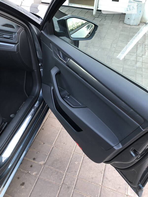 Универсал Skoda Superb 2016 в Кривом Роге