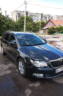 Универсал Skoda Superb 2010 в Нововолынске