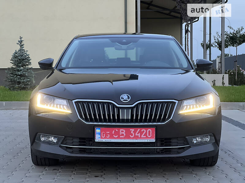 Ліфтбек Skoda Superb 2017 в Луцьку