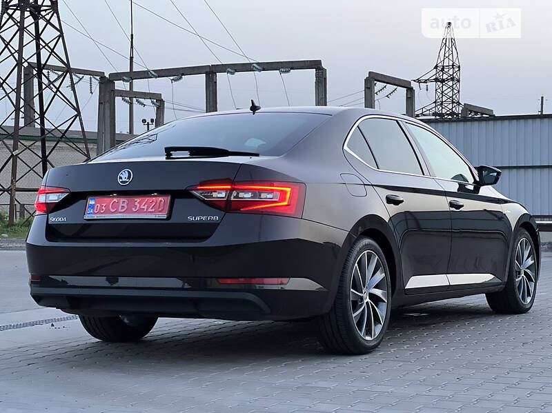 Ліфтбек Skoda Superb 2017 в Луцьку