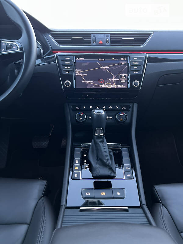 Ліфтбек Skoda Superb 2017 в Луцьку