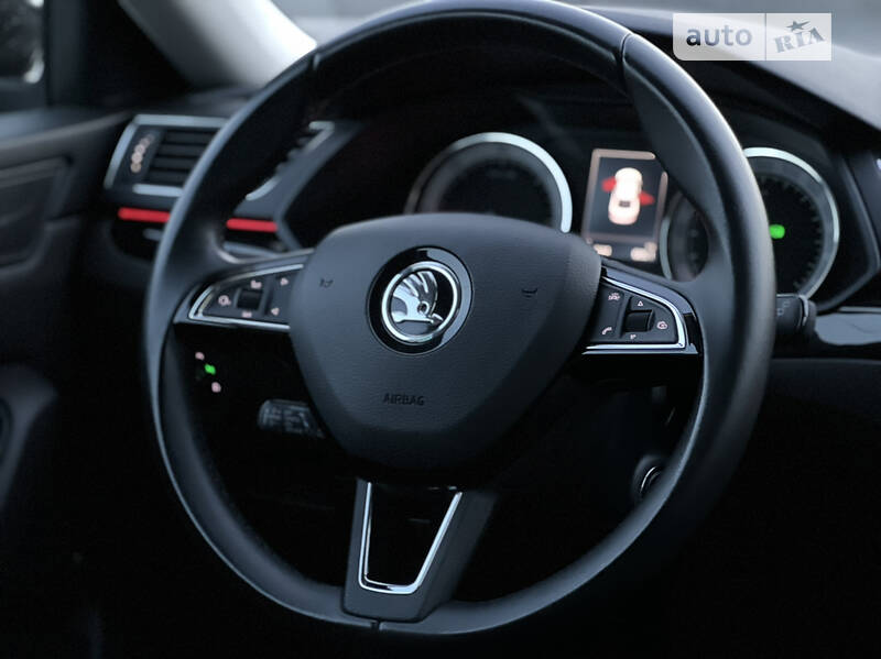 Ліфтбек Skoda Superb 2017 в Луцьку