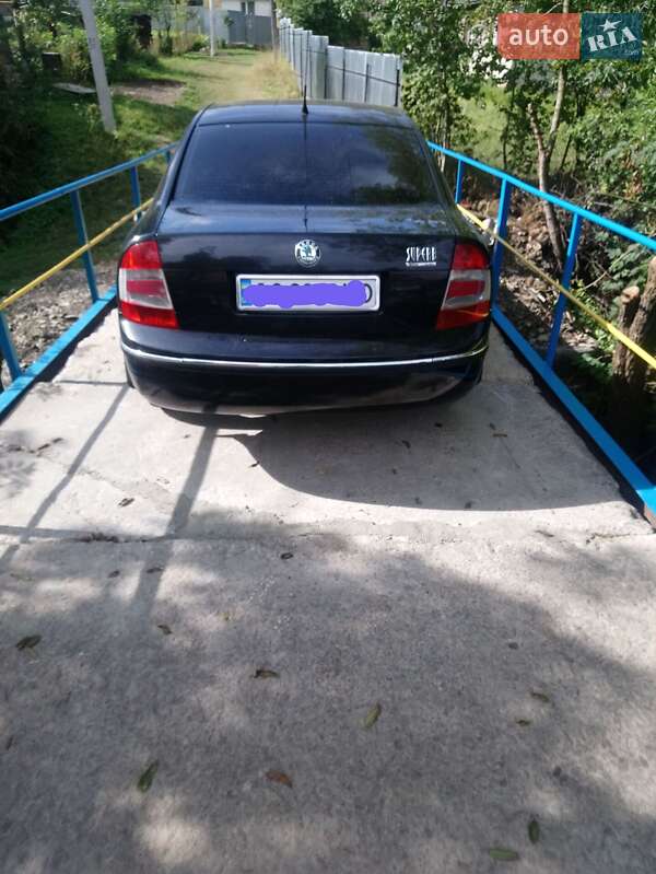 Лифтбек Skoda Superb 2007 в Ужгороде