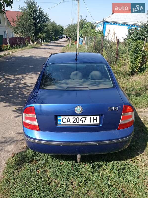 Лифтбек Skoda Superb 2002 в Новоархангельске