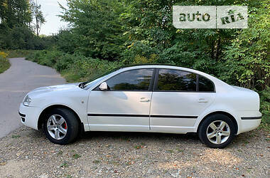 Лифтбек Skoda Superb 2007 в Черновцах