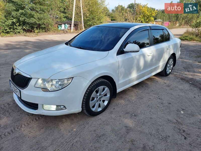 Лифтбек Skoda Superb 2012 в Днепре фото 2 Лифтбек Skoda Superb 2012 в Днепре